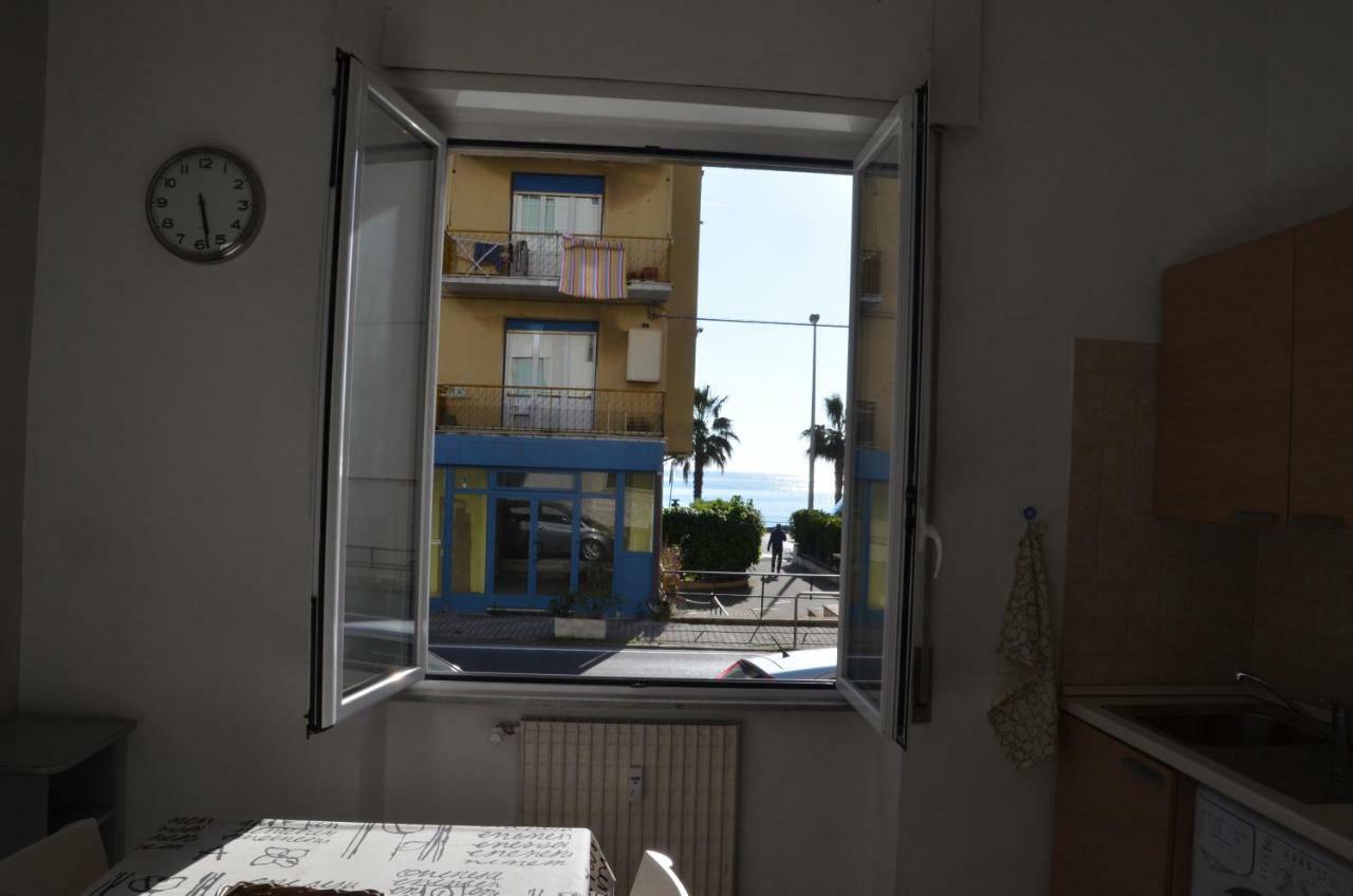 דירות ססטרי לבאנטה A Due Passi Dal Mare מראה חיצוני תמונה