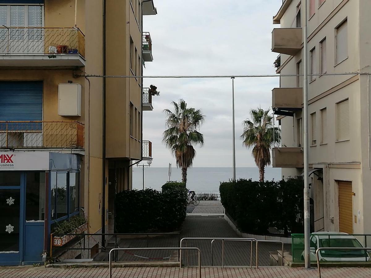 דירות ססטרי לבאנטה A Due Passi Dal Mare מראה חיצוני תמונה